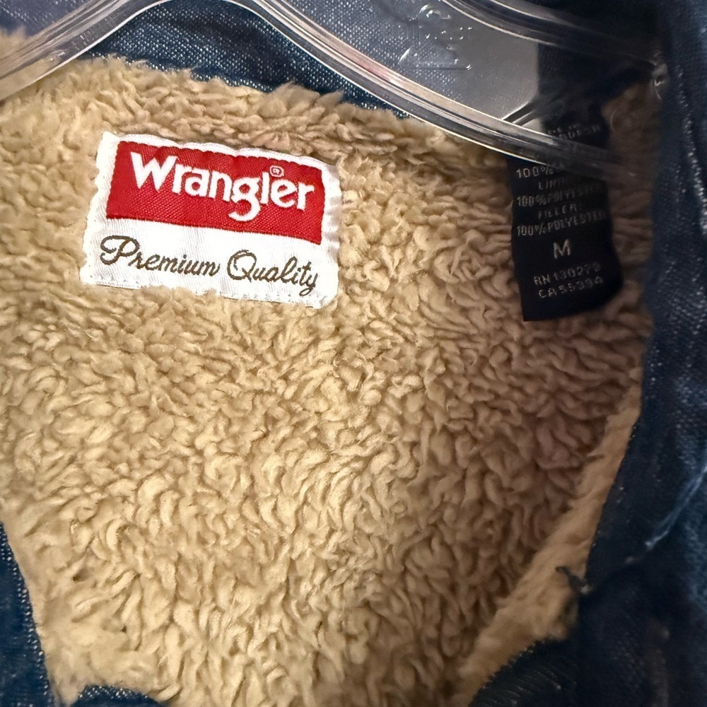 Vintage Wrangler Premium Quality Blue Sherpa Lined Denim Shirt Size Medium M - Picture 2 of 4